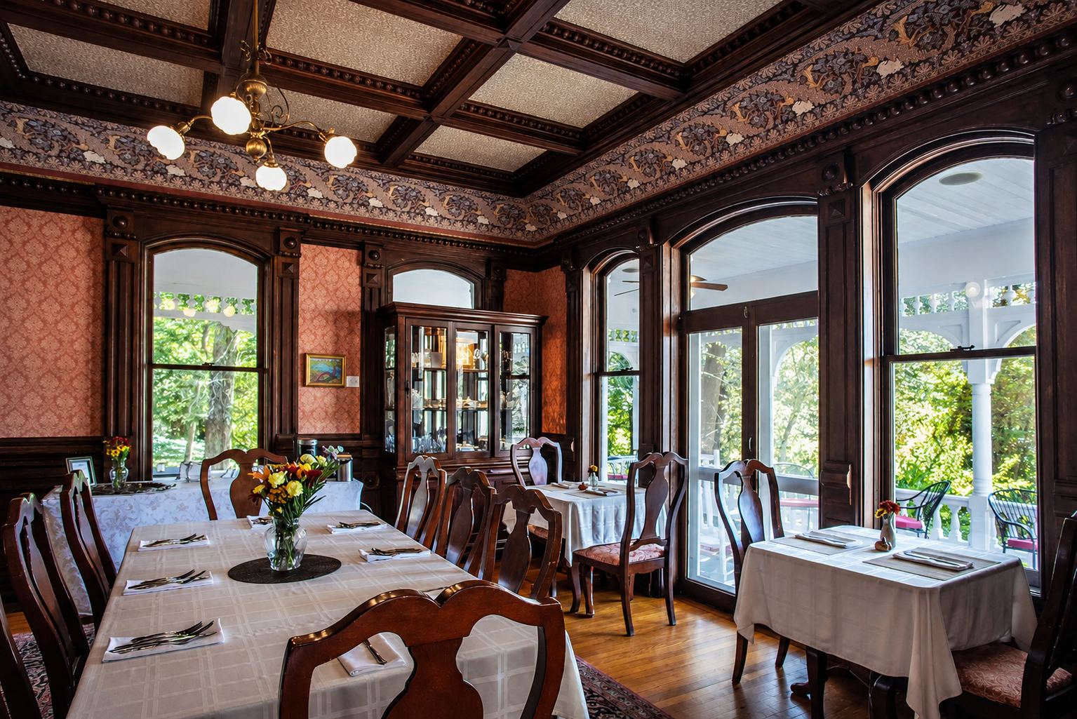 The Cedar Crest Inn dining room set for the morning