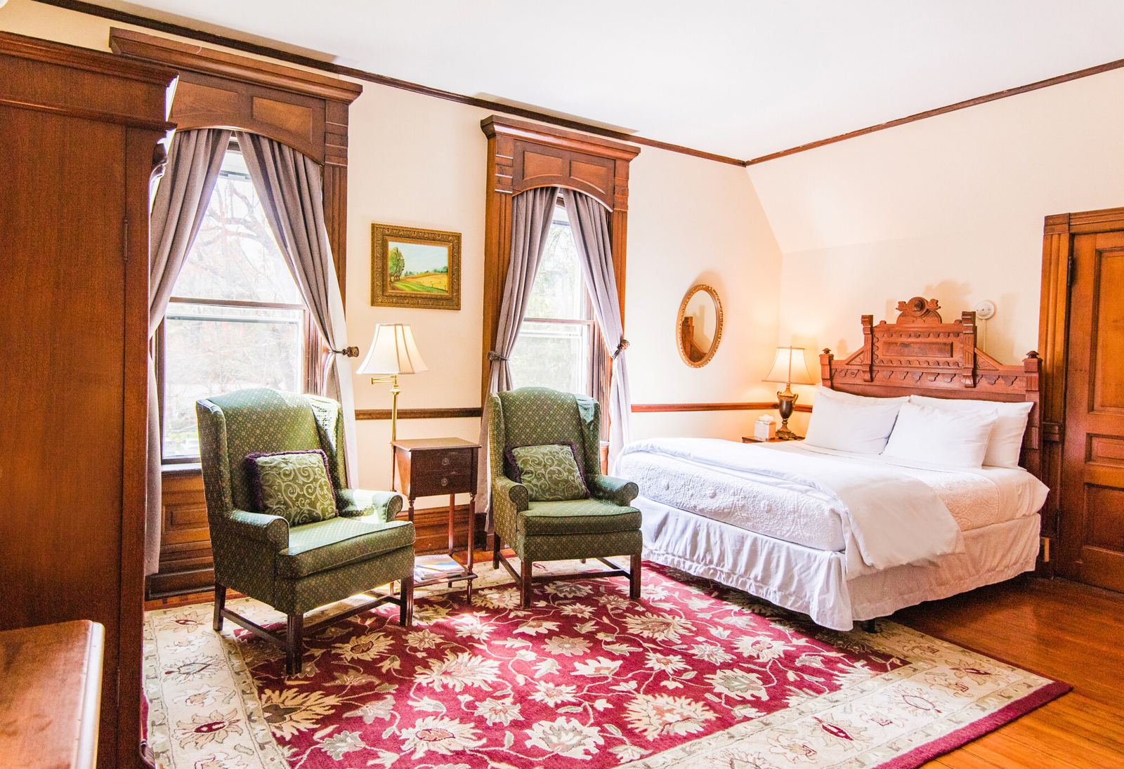 Eastlake Room at Cedar Crest Inn