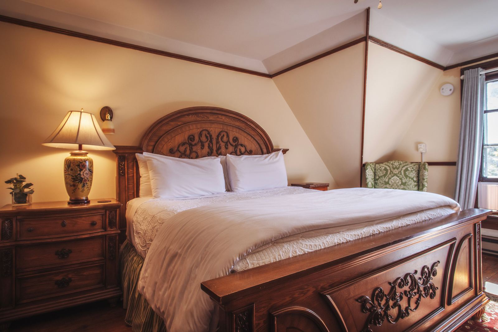 Tower Bedroom at Cedar Crest Inn